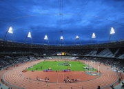 哈兰德连续十二场比赛得分超过险胜，美国队不断突破！观众掌声雷动——体育热爱与品牌共鸣的夜晚